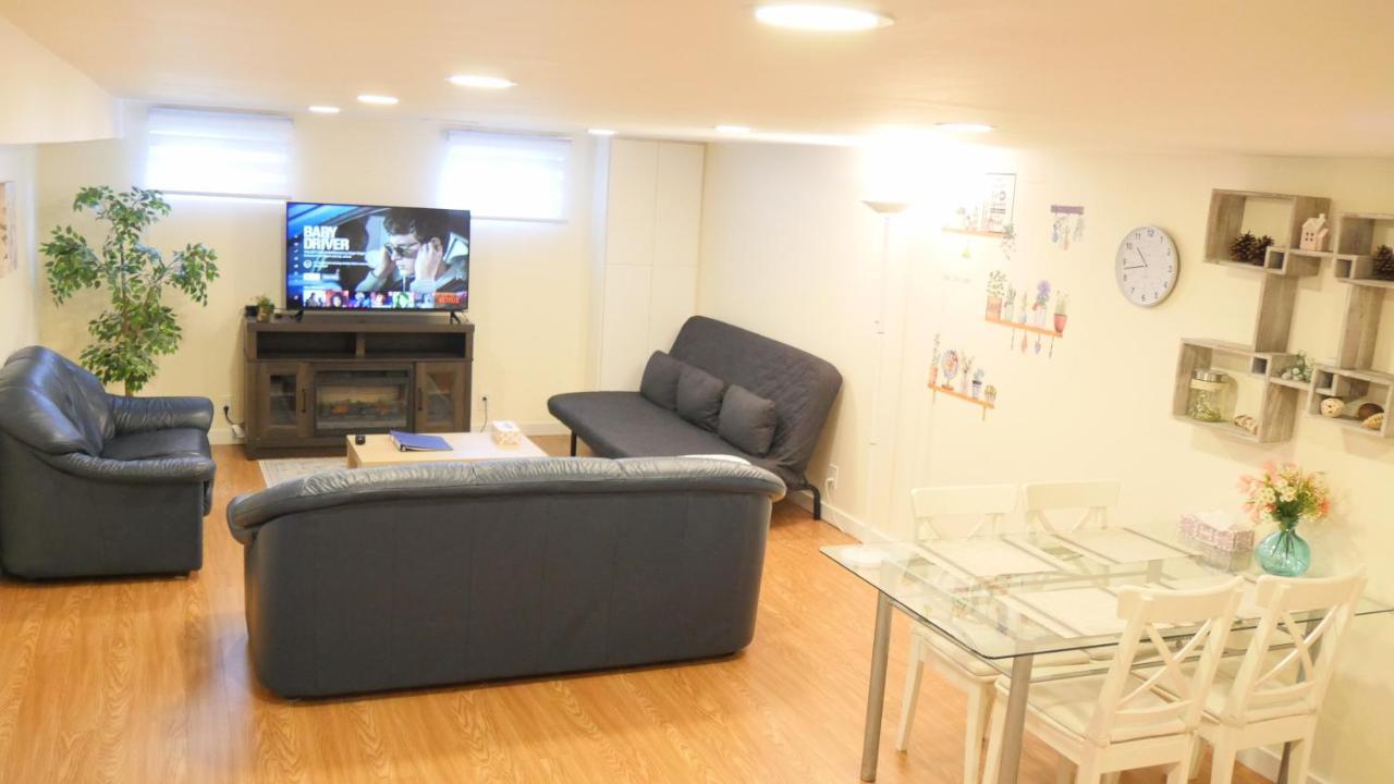 טורונטו Richview Gardens Apartment מראה חיצוני תמונה
