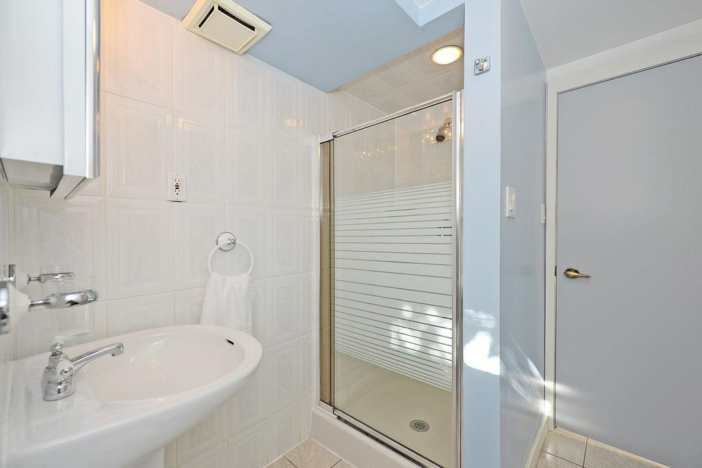 טורונטו Richview Gardens Apartment מראה חיצוני תמונה